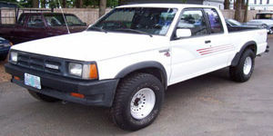 1992 Mazda B2600