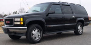 1997 GMC C2500 Suburban